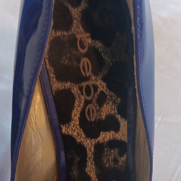 Bebe Stilleto. Blue. Sz 8 - Picture 2 of 4